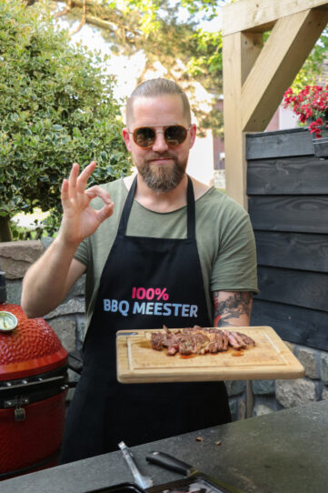 100pmagazine_bbq_1