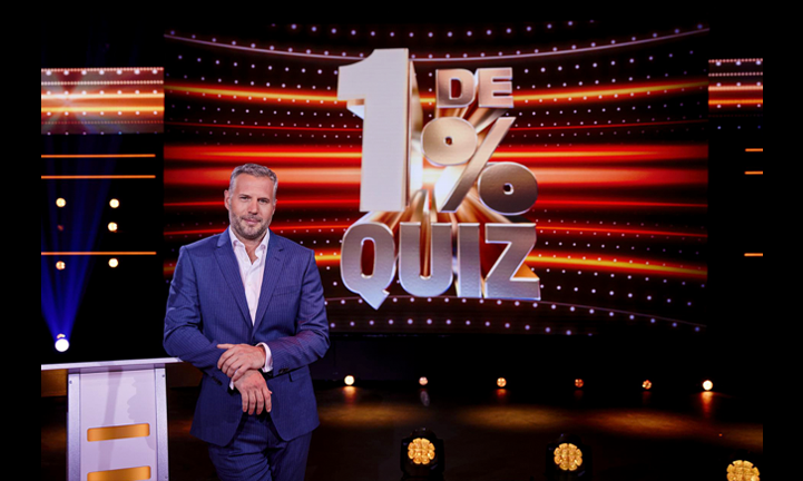 ZIEN: Tijl Beckand presenteert nieuwe zaterdagavondquiz op RTL 4