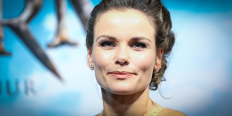 Angela Schijf staat stil bij groot verlies: 'Voor mij betekent hij, na al die tijd, nog steeds heel 