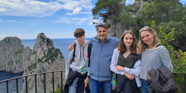 Iris woont met haar gezin in Napels: 'Ik leef hier veel meer op gevoel.'