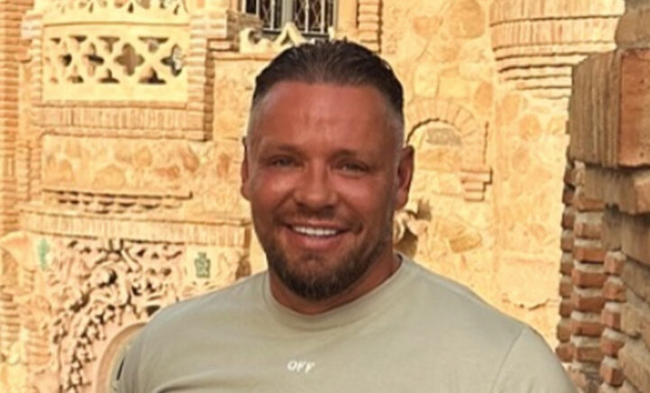 PRACHTIG: Rob de Nijs deelt hele bijzondere jeugdfoto en is bijna onherkenbaar